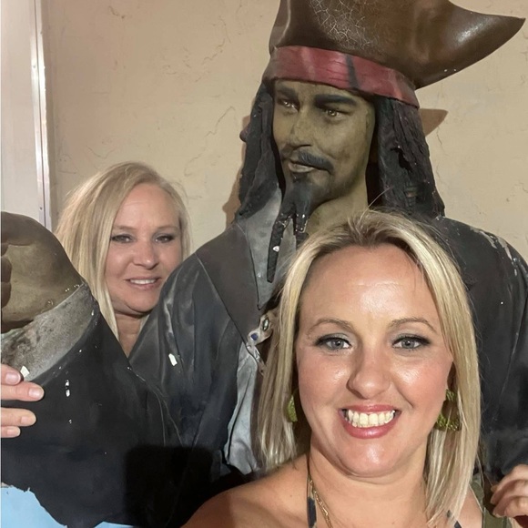 Meet your Posher, Jessica - Picture 3 of 12